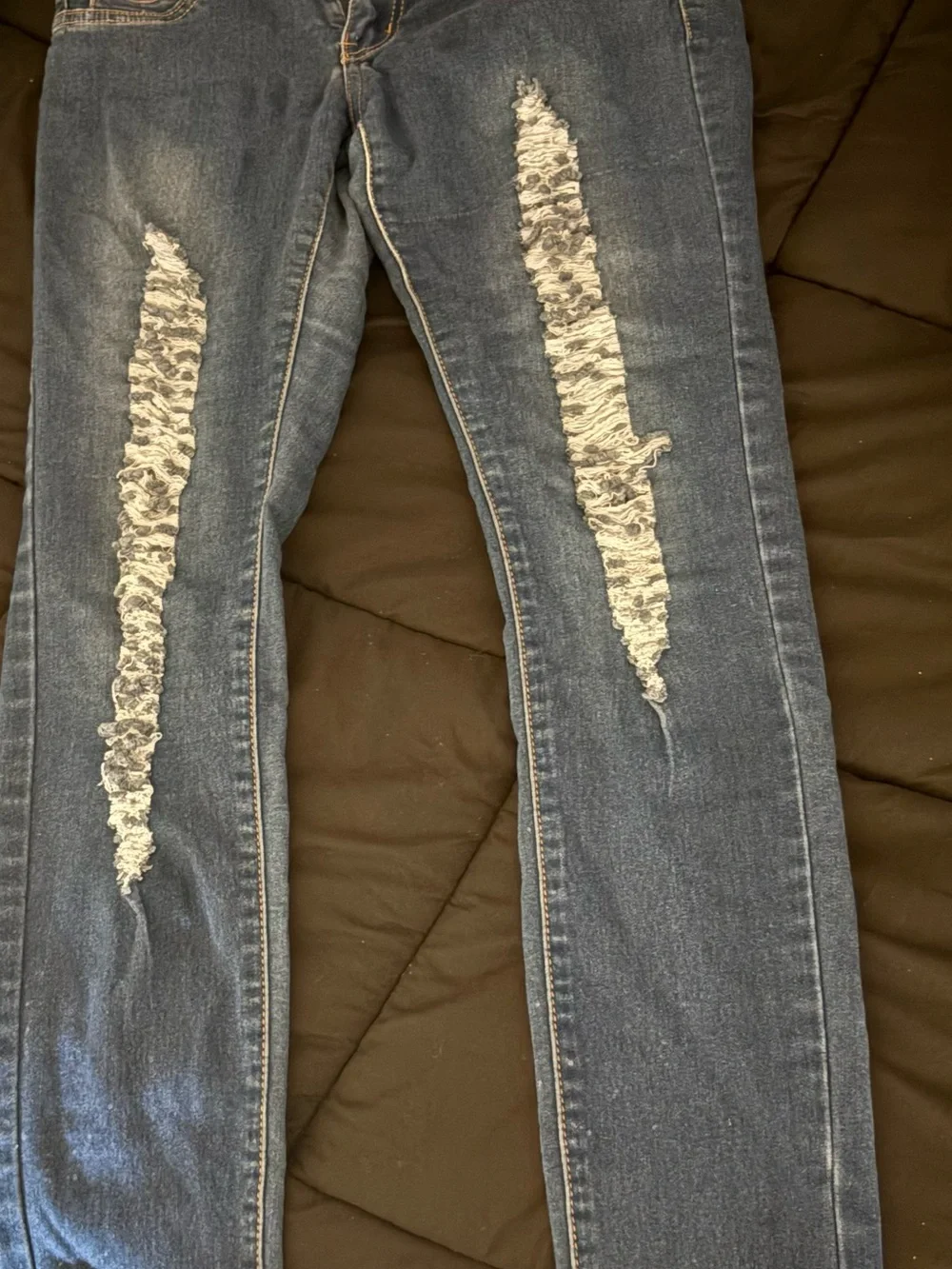 Women’s Blue Distressed Skinny Jeans